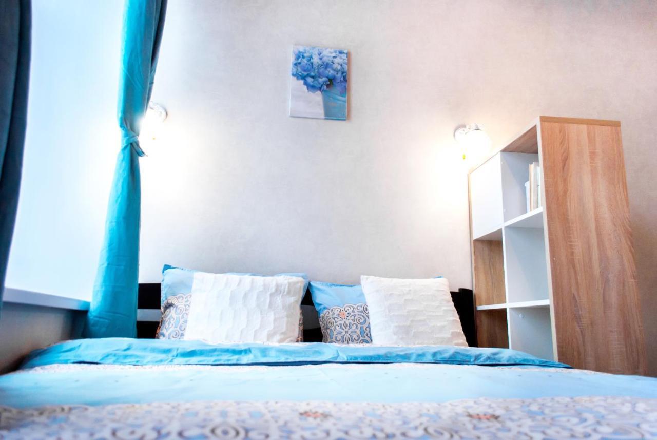 Ferienwohnung Жк Парковый Квартал Charkiw Exterior foto