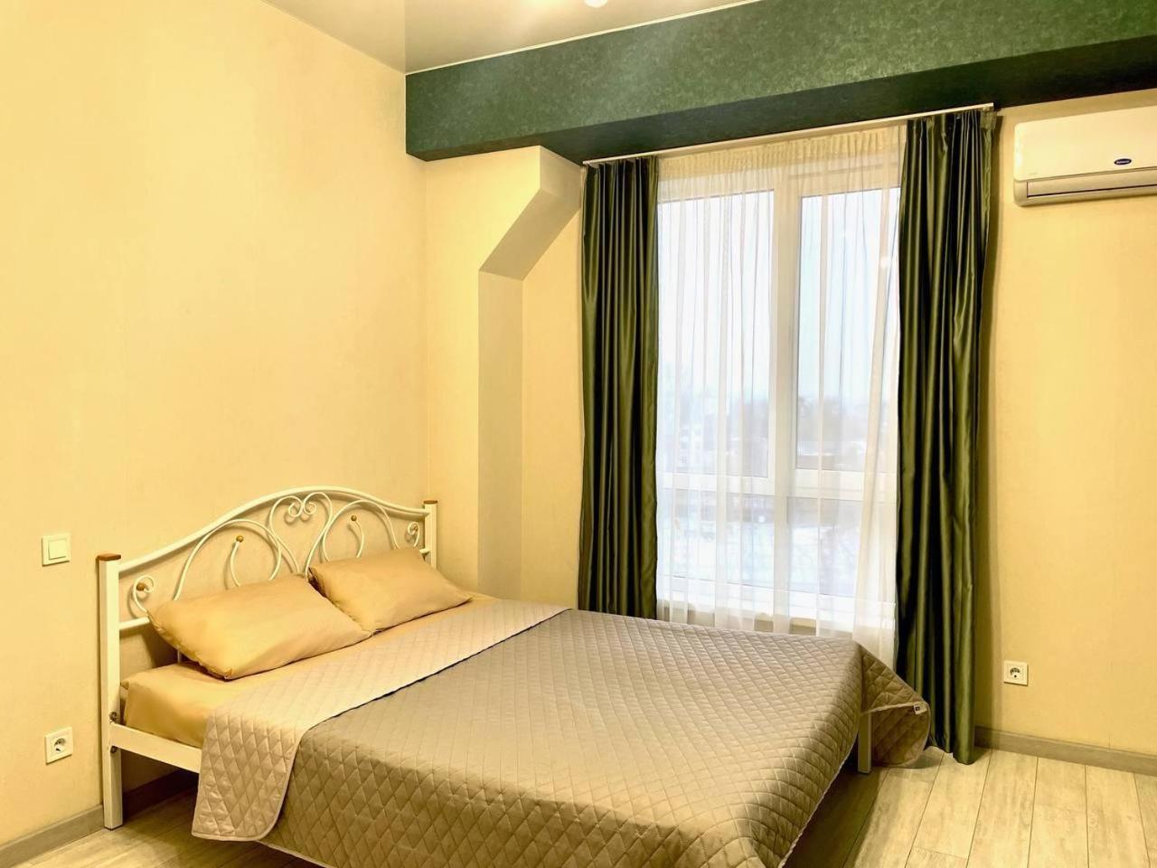 Ferienwohnung Жк Парковый Квартал Charkiw Exterior foto